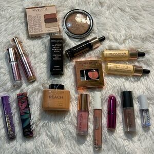Huge Makeup Revolution Full Face Bundle 💋